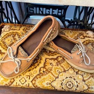 Tan Sperry boat shoes